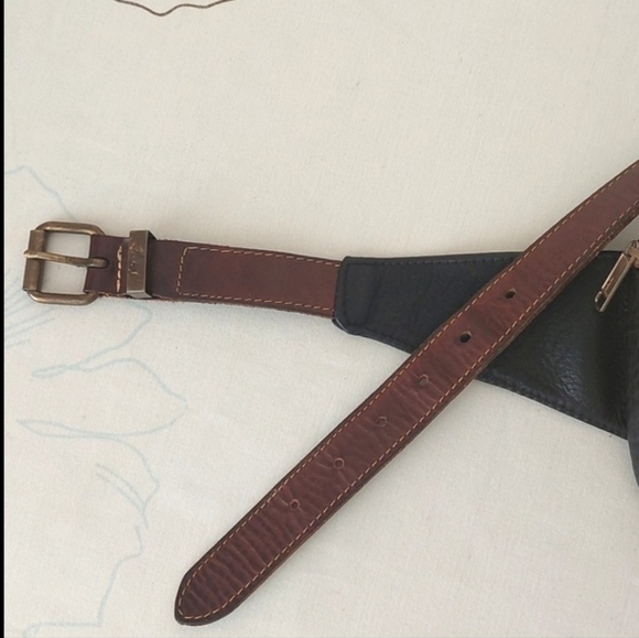 Vintage Roots black / brown leather fanny pack waist bag - Picture 9 of 12
